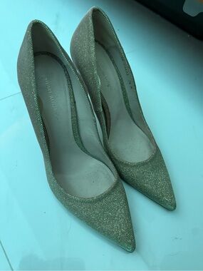 Stuart Weitzman Shimmery Gold-Tone Pointed Toe Pumps